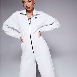 Brand new Nike Tech Fleece jumpsuit women’s medium